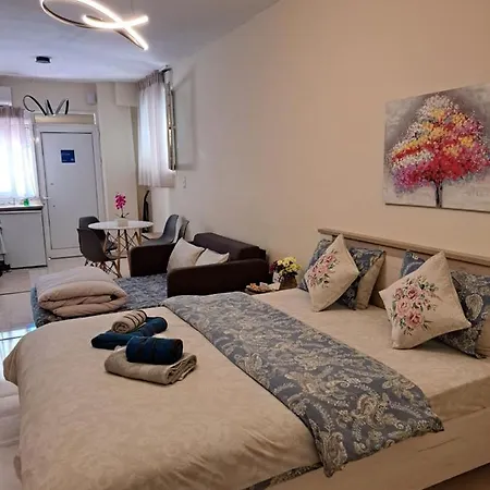 Domenica 2 דירה סלוניקי