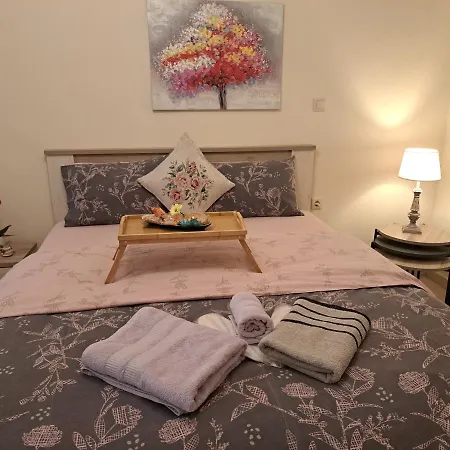 Apartment Domenica 2 *