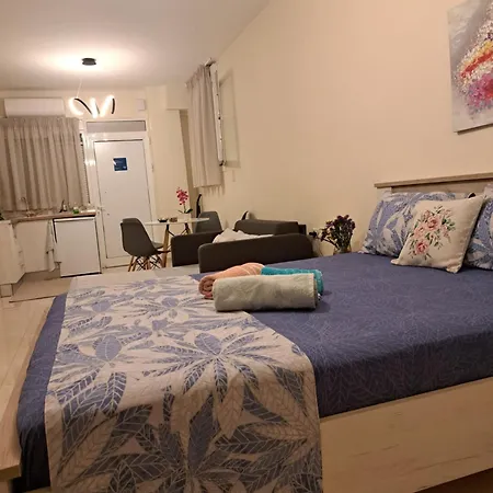 Domenica 2 Appartamento Salonicco